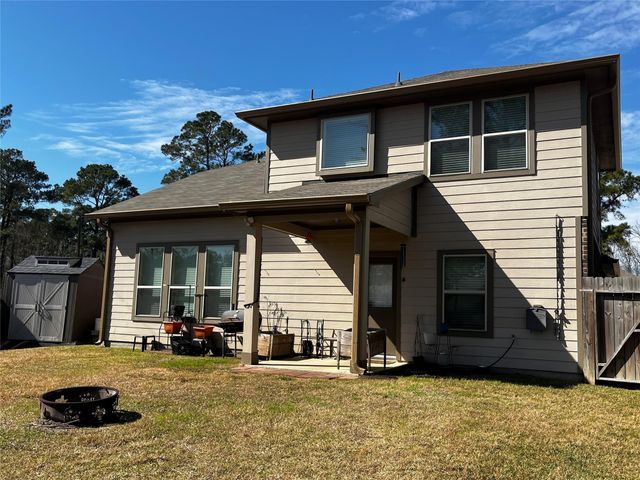 2340 La Salle Woods, Conroe, TX 77304