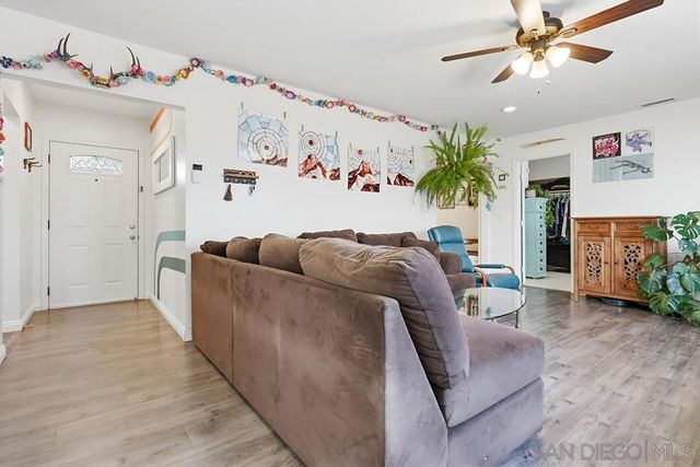 712 Lemon Avenue, Vista, CA 92084