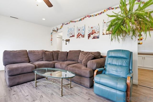 712 Lemon Avenue, Vista, CA 92084