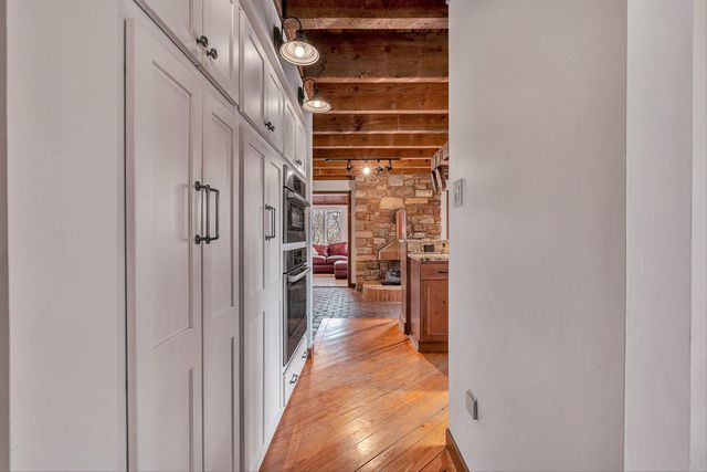 6635 Corntassel LN, Roanoke, VA 24018