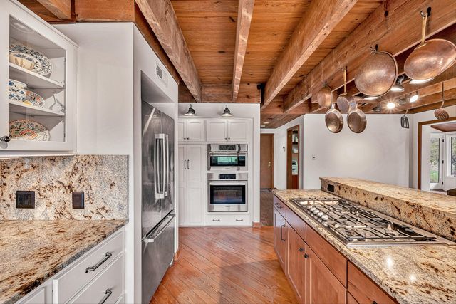 6635 Corntassel LN, Roanoke, VA 24018