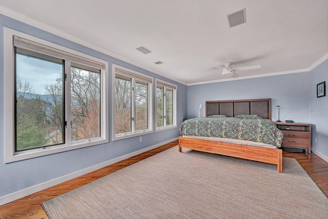 6635 Corntassel LN, Roanoke, VA 24018