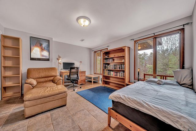 6635 Corntassel LN, Roanoke, VA 24018