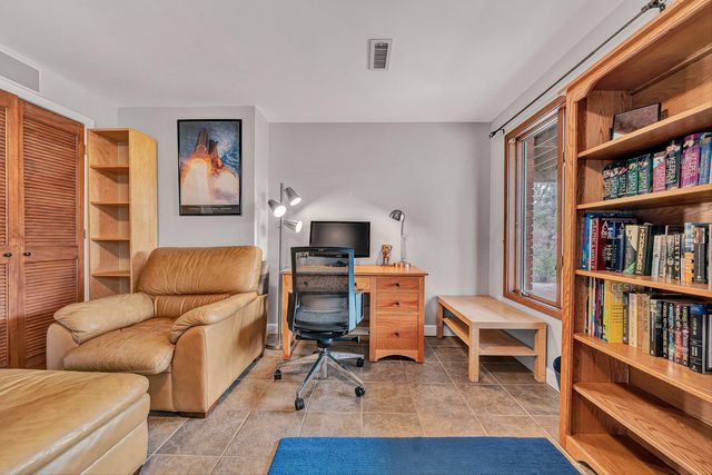 6635 Corntassel LN, Roanoke, VA 24018