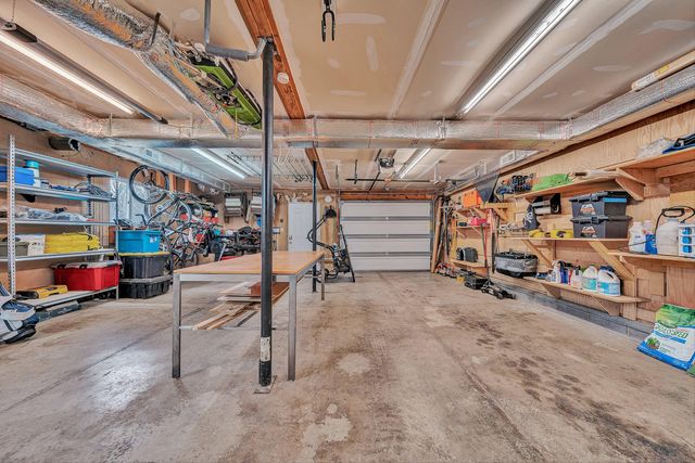 6635 Corntassel LN, Roanoke, VA 24018