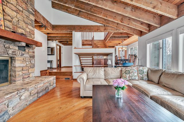 6635 Corntassel LN, Roanoke, VA 24018