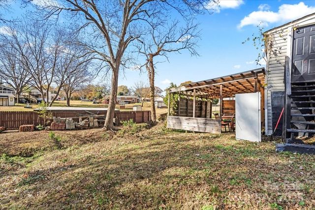 1849 Hilltop Circle, Gastonia, NC 28054