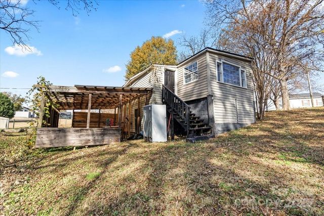 1849 Hilltop Circle, Gastonia, NC 28054