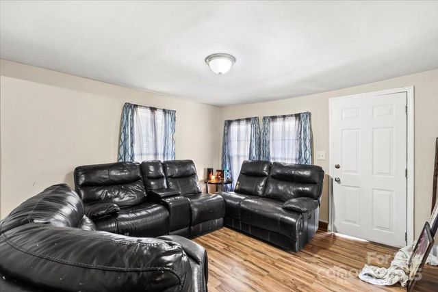 1849 Hilltop Circle, Gastonia, NC 28054