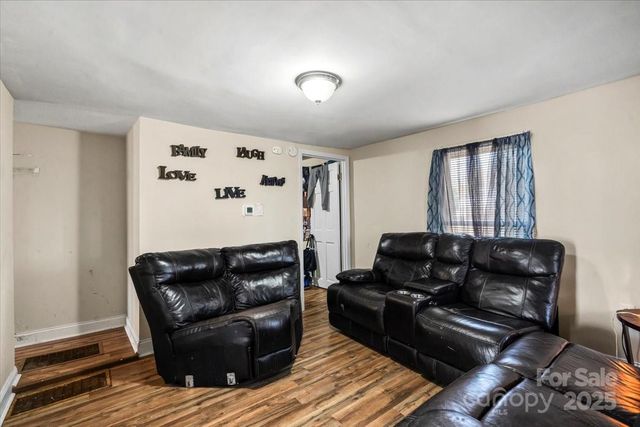 1849 Hilltop Circle, Gastonia, NC 28054