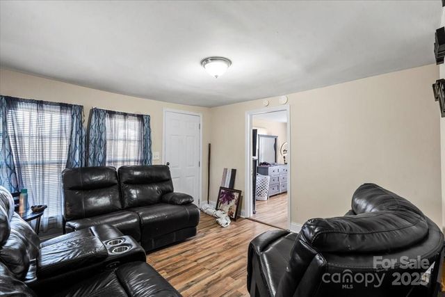 1849 Hilltop Circle, Gastonia, NC 28054