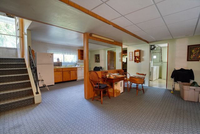 31 Circle Drive W, Montgomery, IL 60538