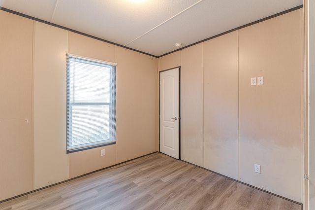 13154 S Lee Shore, Willis, TX 77318