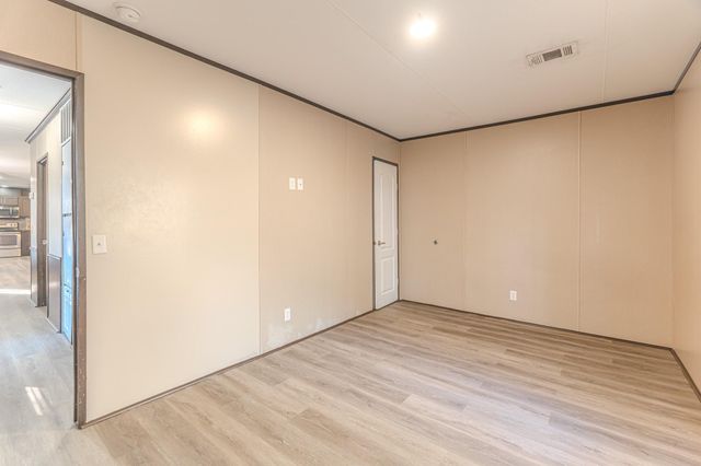 13154 S Lee Shore, Willis, TX 77318