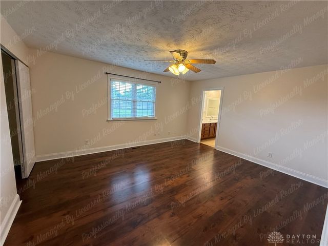 2147 Granada Drive, Beavercreek, OH 45431