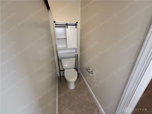 2147 Granada Drive, Beavercreek, OH 45431