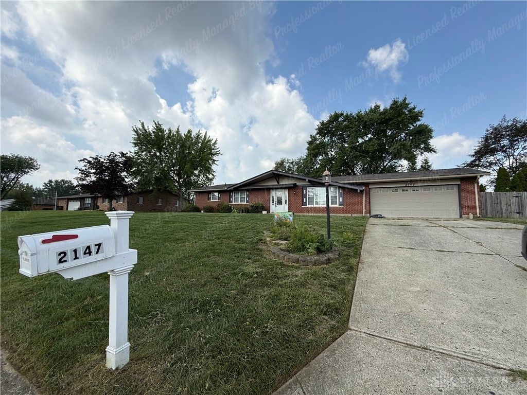 2147 Granada Drive, Beavercreek, OH 45431