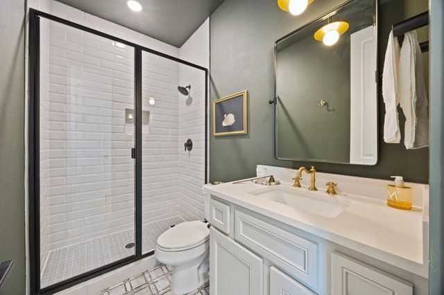 1204 Addison LN, Georgetown, TX 78628