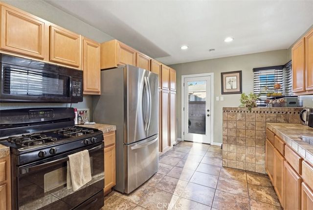 9115 Walnut, Bellflower, CA 90706