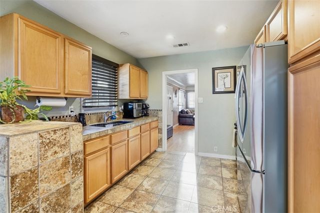 9115 Walnut, Bellflower, CA 90706