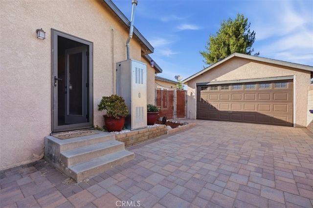 9115 Walnut, Bellflower, CA 90706
