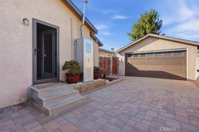 9115 Walnut, Bellflower, CA 90706