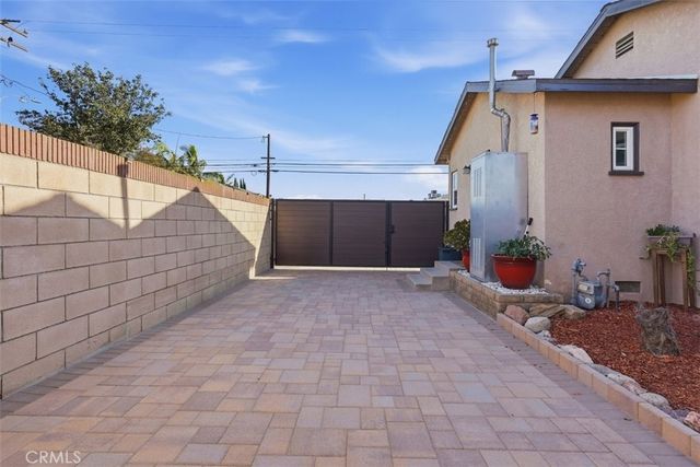 9115 Walnut, Bellflower, CA 90706