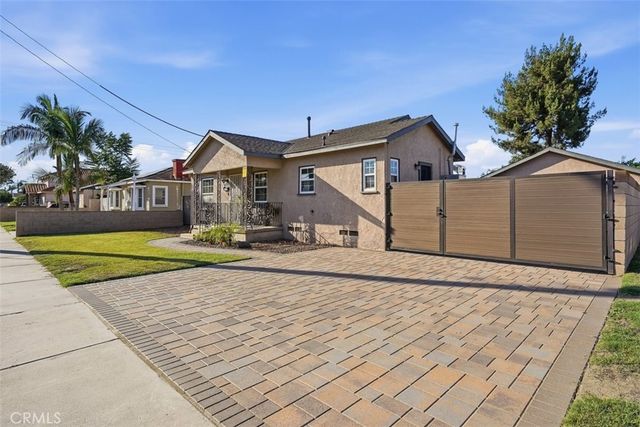 9115 Walnut, Bellflower, CA 90706