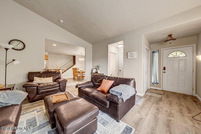 931 N Goldenrod CT, Post Falls, ID 83854