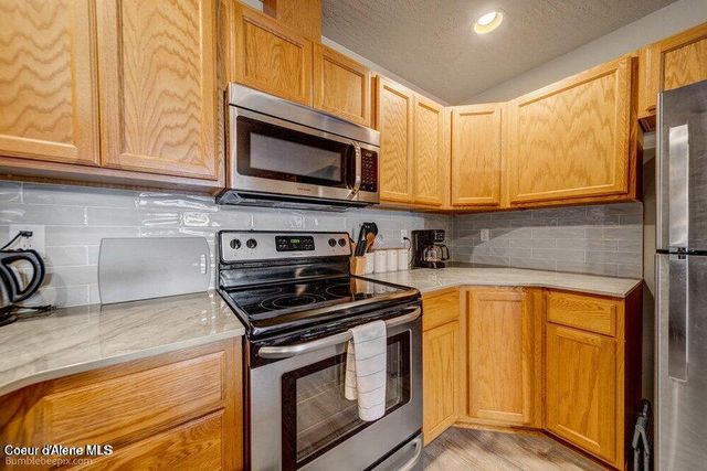 931 N Goldenrod CT, Post Falls, ID 83854