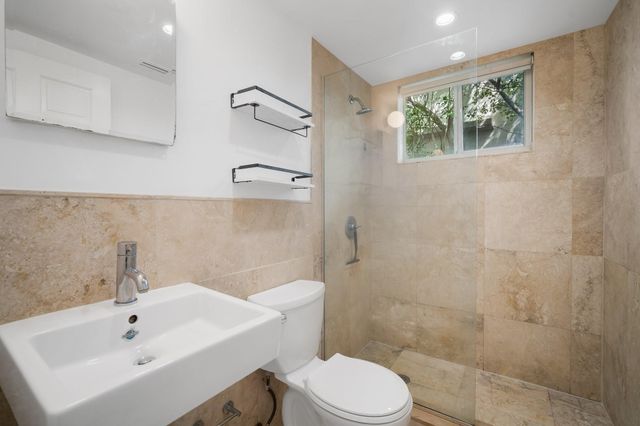 741 6th Street 204-w, Miami Beach, FL 33139