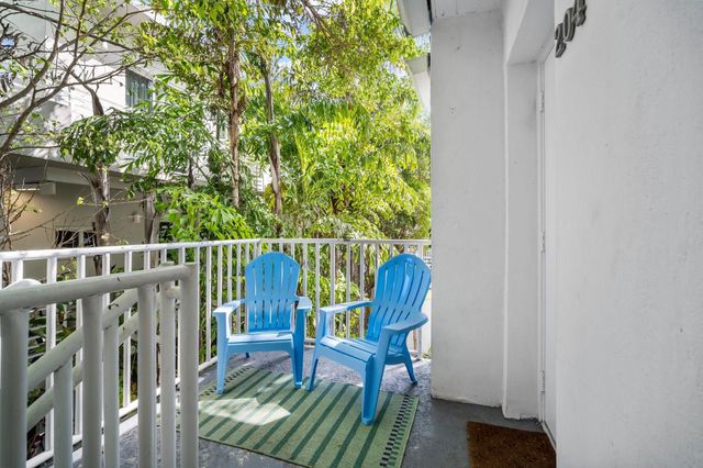 741 6th Street 204-w, Miami Beach, FL 33139