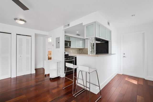 741 6th Street 204-w, Miami Beach, FL 33139