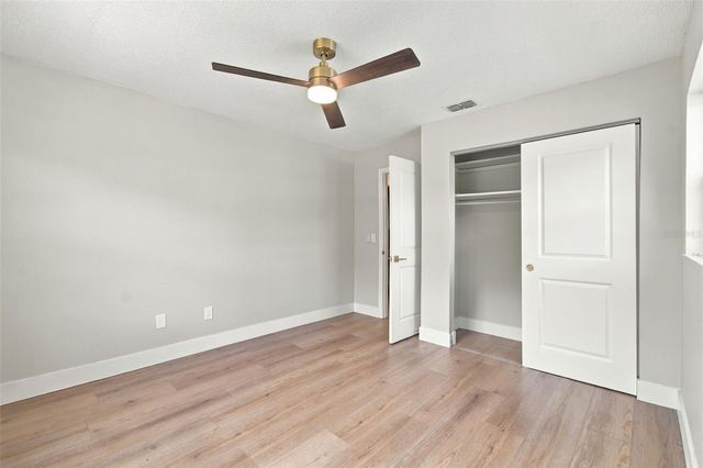 10506 ALAMBRA AVENUE, Tampa, FL 33619
