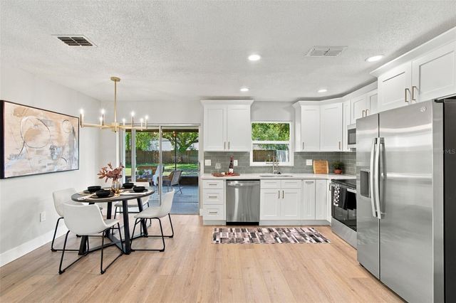 10506 ALAMBRA AVENUE, Tampa, FL 33619