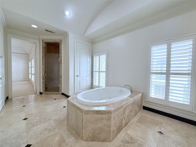 6338 W Mystic Meadow, Houston, TX 77021