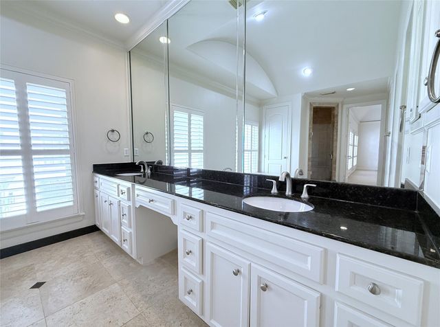 6338 W Mystic Meadow, Houston, TX 77021