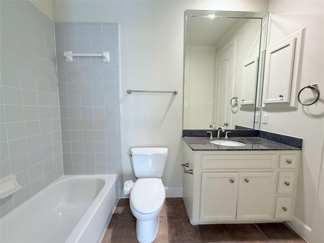 6338 W Mystic Meadow, Houston, TX 77021