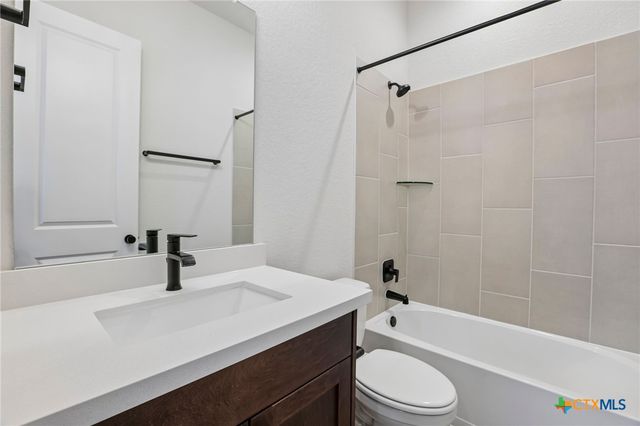 276 Prickly Poppy Loop, Kyle, TX 78640