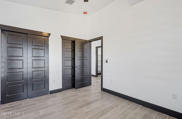 1373 THAR DESERT Drive, Chaparral, NM 88081