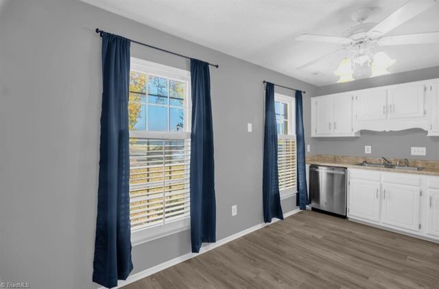 3317 Regents Park Lane C, Greensboro, NC 27455