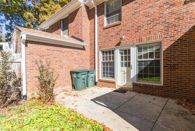3317 Regents Park Lane C, Greensboro, NC 27455