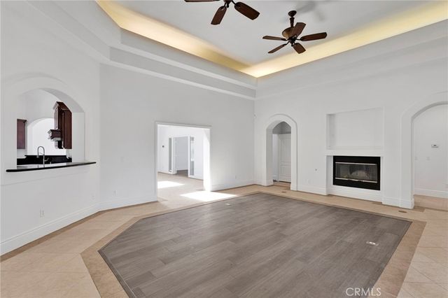 16233 Ridge View Drive, Apple Valley, CA 92307