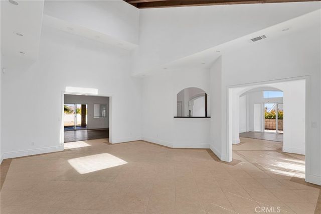 16233 Ridge View Drive, Apple Valley, CA 92307