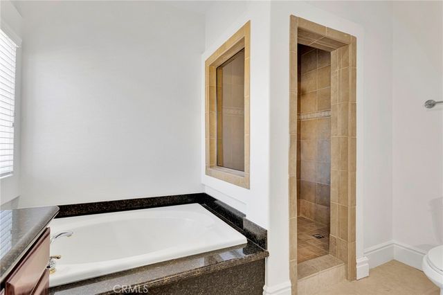 16233 Ridge View Drive, Apple Valley, CA 92307
