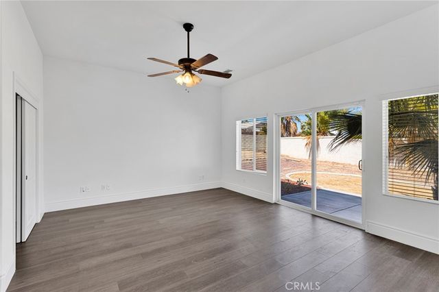 16233 Ridge View Drive, Apple Valley, CA 92307