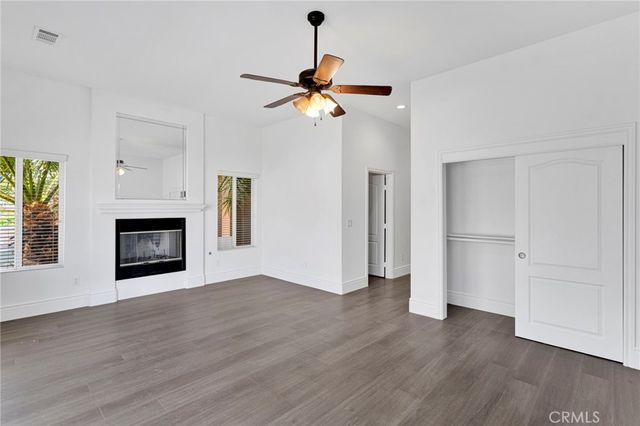 16233 Ridge View Drive, Apple Valley, CA 92307