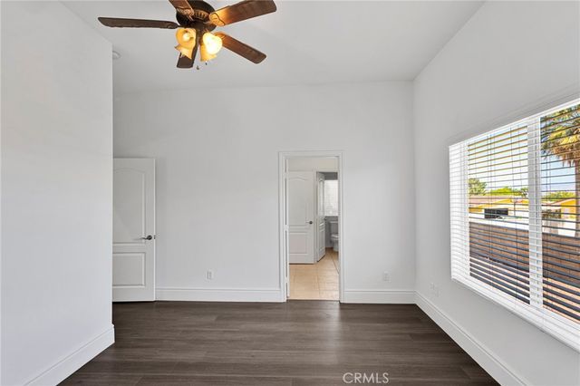 16233 Ridge View Drive, Apple Valley, CA 92307
