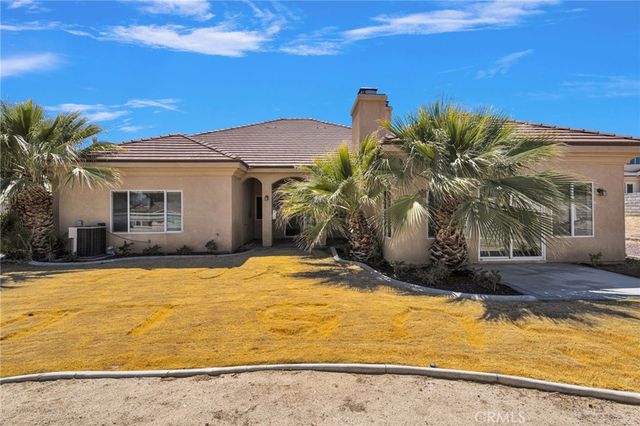 16233 Ridge View Drive, Apple Valley, CA 92307