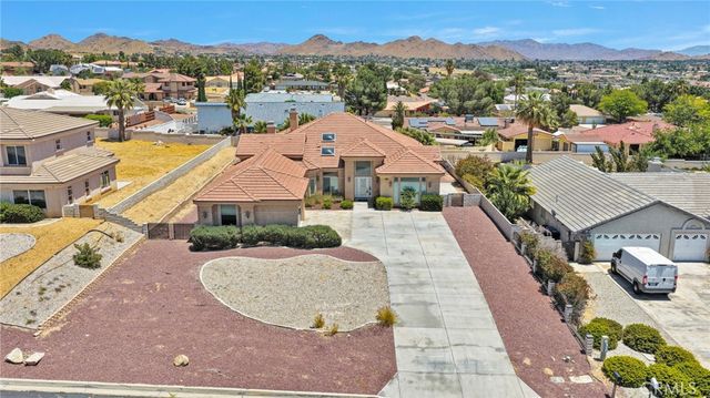16233 Ridge View Drive, Apple Valley, CA 92307